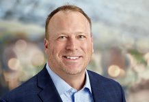 8×8 Names Segar Chief Revenue Officer